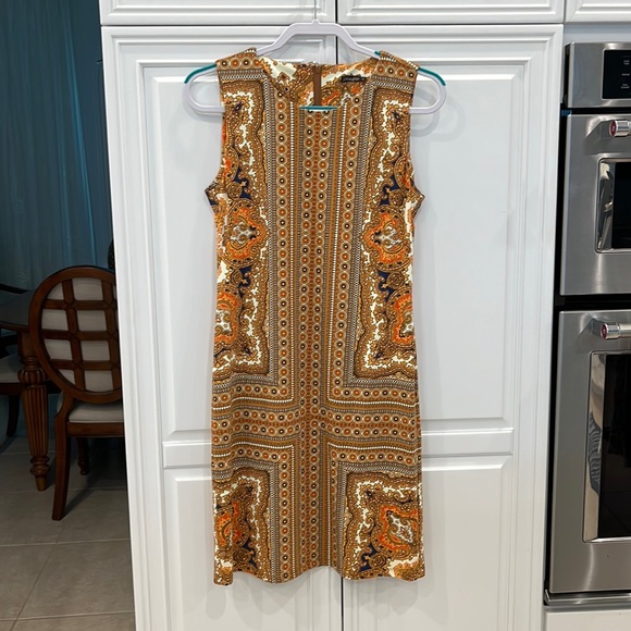 J.MCLAUGHLIN sleeveless shift dress. Soft Catalina material Size medi… - Picture 5 of 7